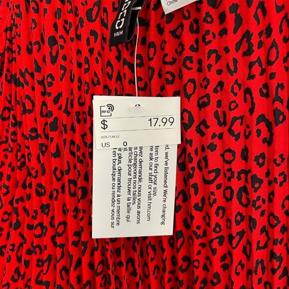 H&M Womens Size 0 Red Animal Print Sleeveless Scoop Neckline Camisole - Picture 5 of 16